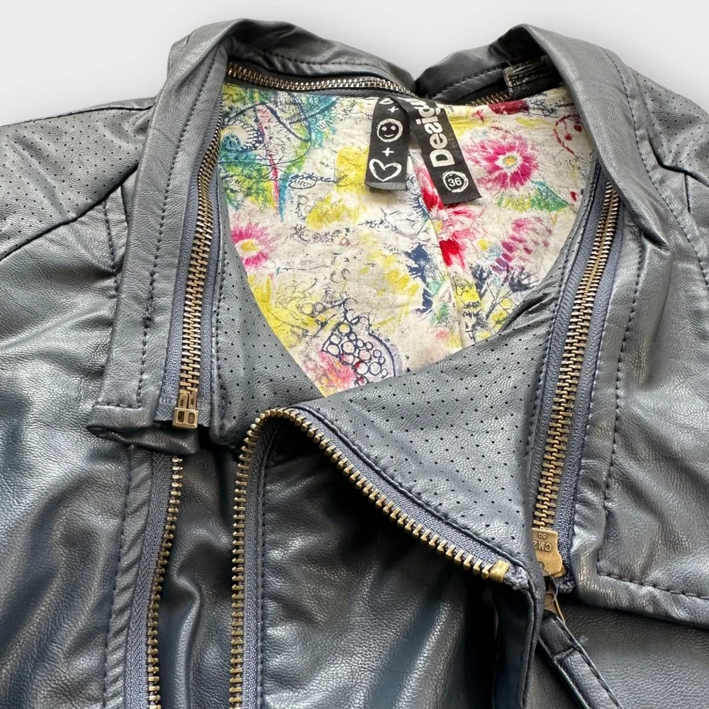 Desigual size 36